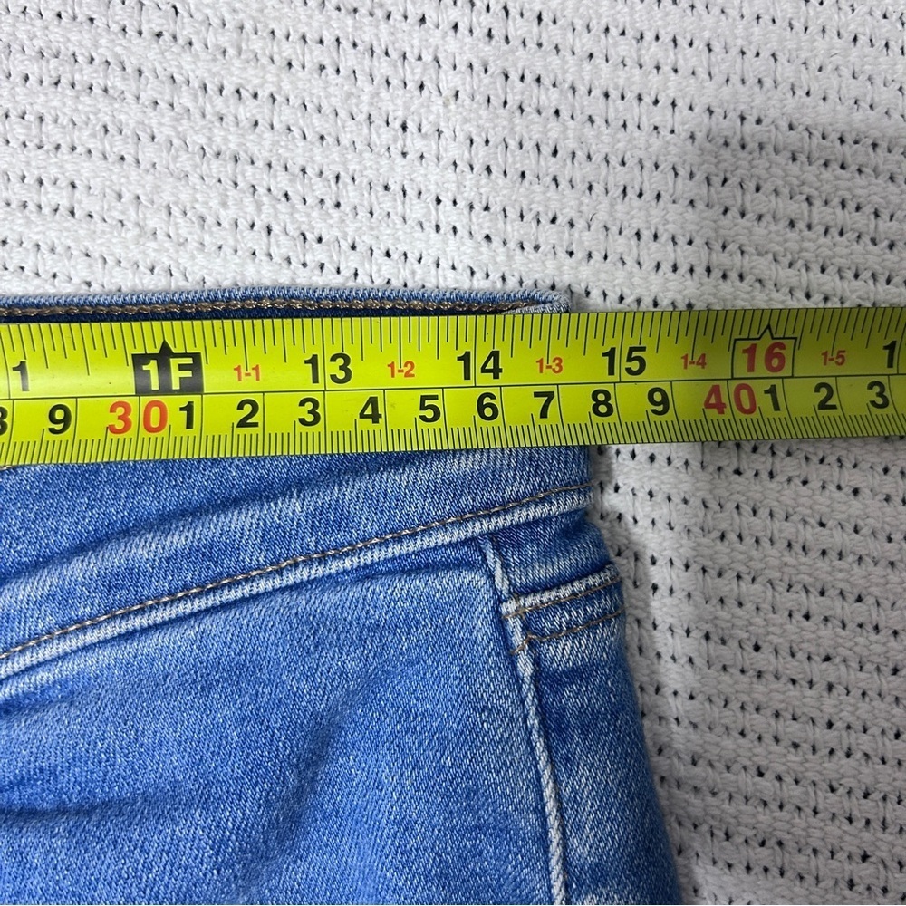 J Brand Women's 29 Alana High Rise Light wash Skinny cropped - Picture 8 of 10